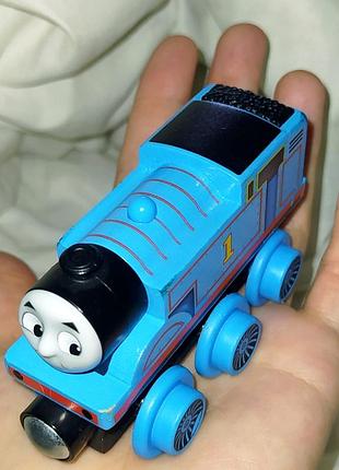 Деревянный томас, thomas,