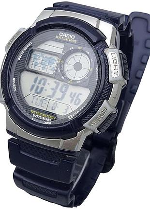 Наручные часы б/у casio ae-1000w