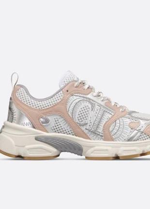Dior chrono sneaker white mesh with nude