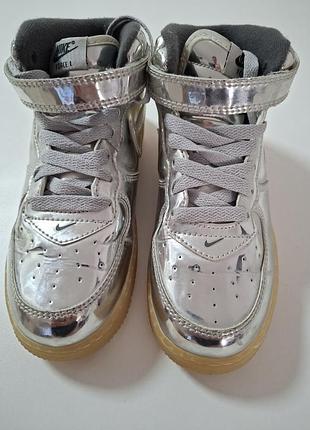 Высокие измельченные кроссовки оригинал nike air force 1 
размер 34