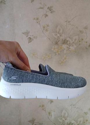 Слипоны skechers на стопу 23,5 см новые