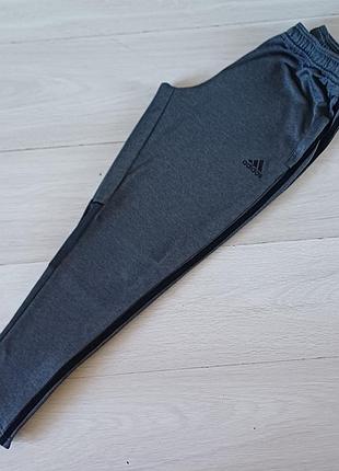 Спортивные штаны  adidas