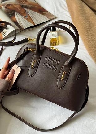Miu miu aventure nappa leather top-handle bag chocolate [оригінальна коробка]