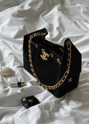 Chanel 25 small handbag suede black
