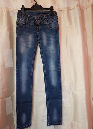 Женские синие джинсы скинни denim by zergi