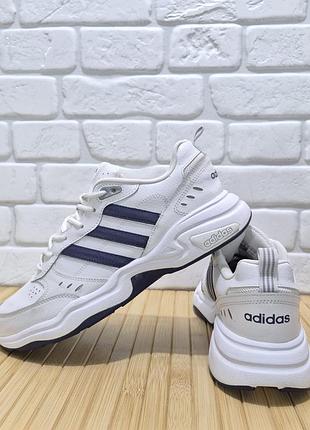 Кроссовки adidas