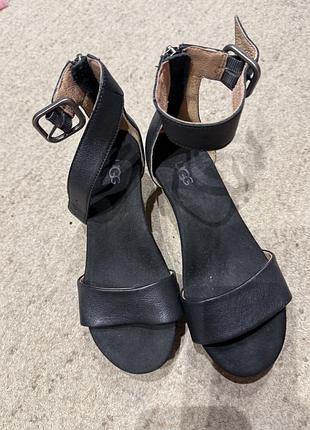 Босоножки ugg 36