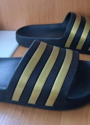Шльопанці оригінальні adidas p 38