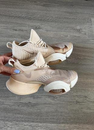Кросівки nike