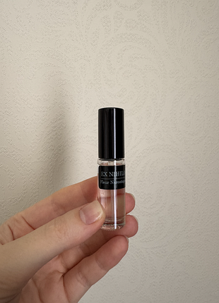Ex nihilo fleur narcotique 2