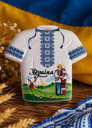 Магнит на холодильник "украина" вышиванка керамический 6×6,5 см – сувенир в форме вышиванки с украинской парой