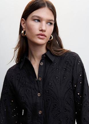 Black midi dress mango.