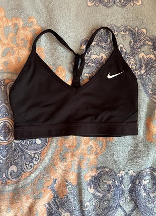 Топ nike жіночий чорний