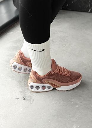 Стильні жіночі кросівки nike air max dn pink