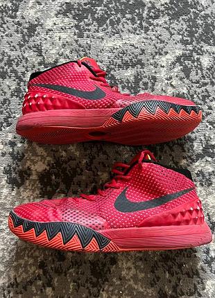 Продаю баскетбольні кросівки nike kyrie 1