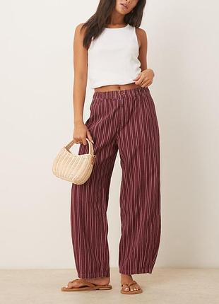Нові бавовняні штани балони asos design laundered pull on barrel trousers у бордову смужку (burgundy stripe) м 38 uk 🇬🇧