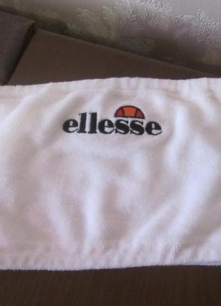 Белый махровый топ-бандо ellesse, размер xxs