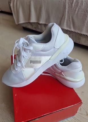 Женские кроссовки puma