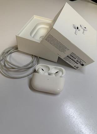 Apple airpods pro 2 оригинал lightning. повний комплект