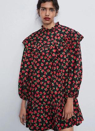 Стильна яскрава сукня з довгим рукавом від zara
