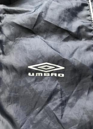 Крутая ветровка для бега спорта с капюшоном дождевик umbro 12лет3 фото