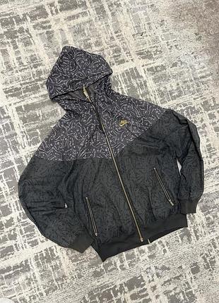 Вінтажна вітровка nike