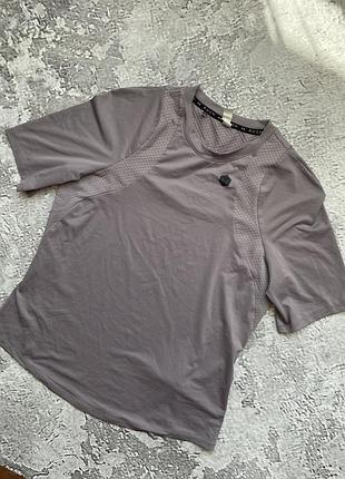 Компресійна футболка under armour оригінал м розмір жіноча спортивна футболка under armour