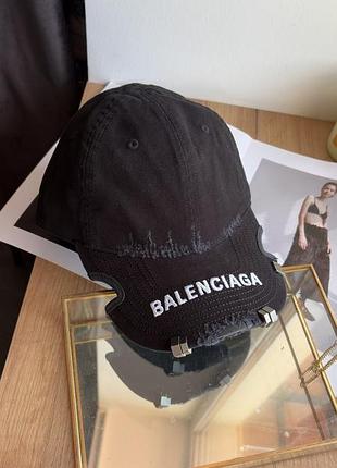 Кепка balenciaga