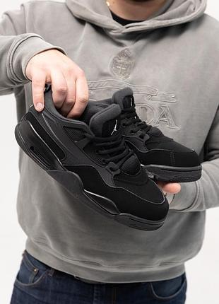 Стильні кросівки air jordan retro 4 black cat