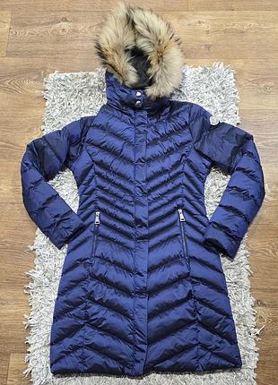 Шикарна довга пухова куртка з капишоном натурального хутра отmoncler, синя матове, стьогана з візерунком "стрілки.