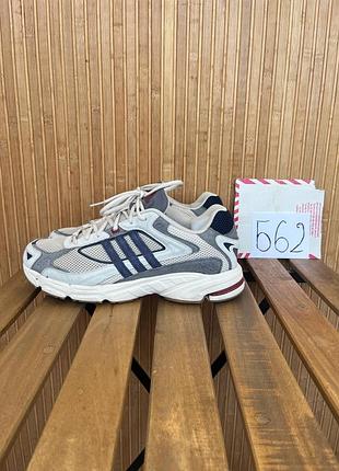 Кросівки adidas response cl