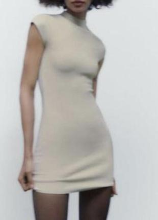 Стильне плаття zara