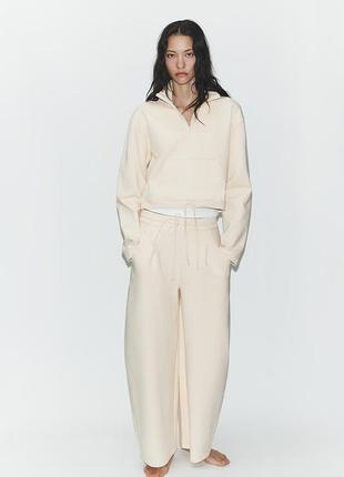 Повседневный костюм комплект zara свитшот и штаны баллона