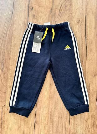 Штани спортивні adidas на 12-18м