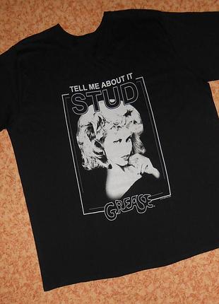 Футболка grease/бриолин/tell me about it stud/sandy olsson/мерч