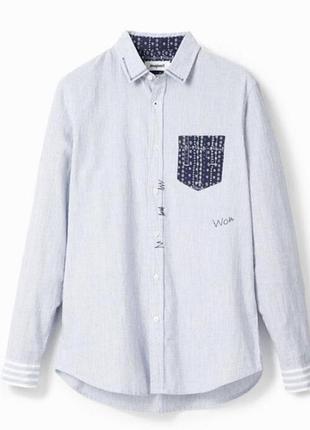 Стильна чоловіча сорочка desigual в тонку смужку з вишивкою, розмір м. 
нова ,без бумажної бірки.