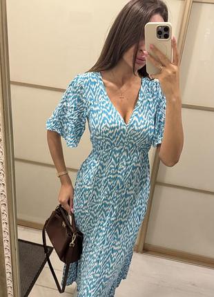 Сукня блакитна