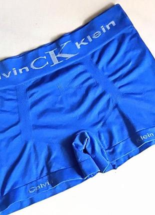 Мужские бесшовные трусы боксеры calvin klein