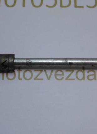 Вісь переднього колеса 175mm. (барабан) honda tact