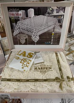 Святкова скатертина стильне доповнення вашого інтерʼєру