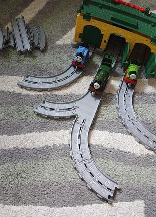 Набор-депо fisher-price thomas &amp; friends take-n-play «депо тидмут»