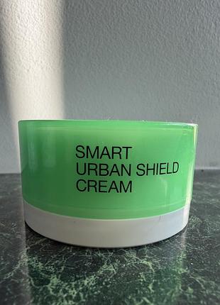 Зволожувальний і антиоксидантний крем з spf 15 kiko smart urban shield cream
