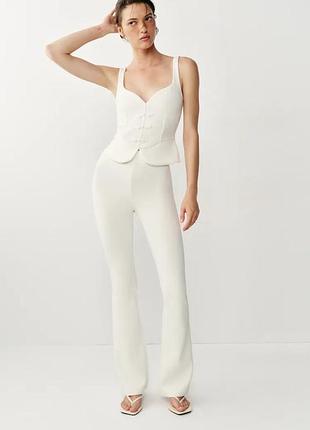 Елегантні облягаючі штани flared кльош zara розмір с