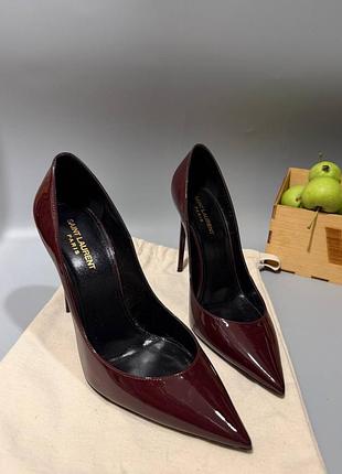 Туфлі saint laurent