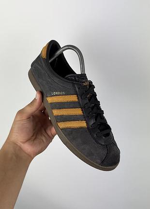 Кежуал кросівки adidas london 2011 "san francisco" v23399 brown / orange оригінал коричневі сіті серії лондон розмір 39 / 24.5 см