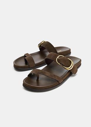 Замшеві шльопанці zara