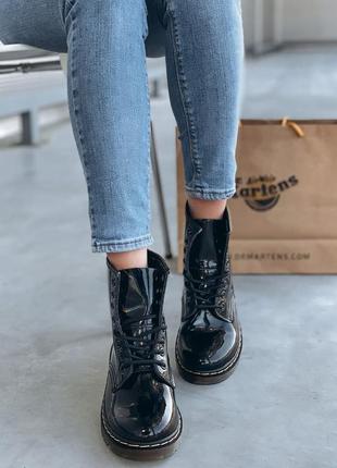 Женские ботинки dr.martens patent rb | деми.5 фото