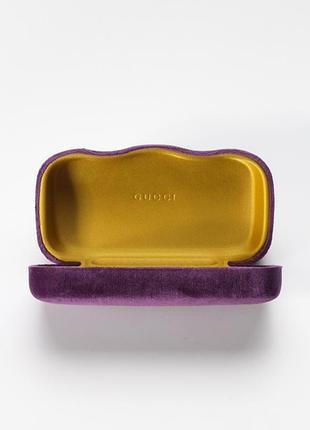 Оксамитова коробочка від окуляр gucci