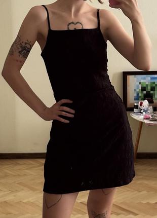 Чорна сукня міні cropp