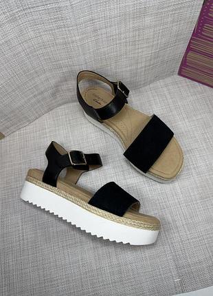Оригинальные босоножки clarks замшевые кожаные